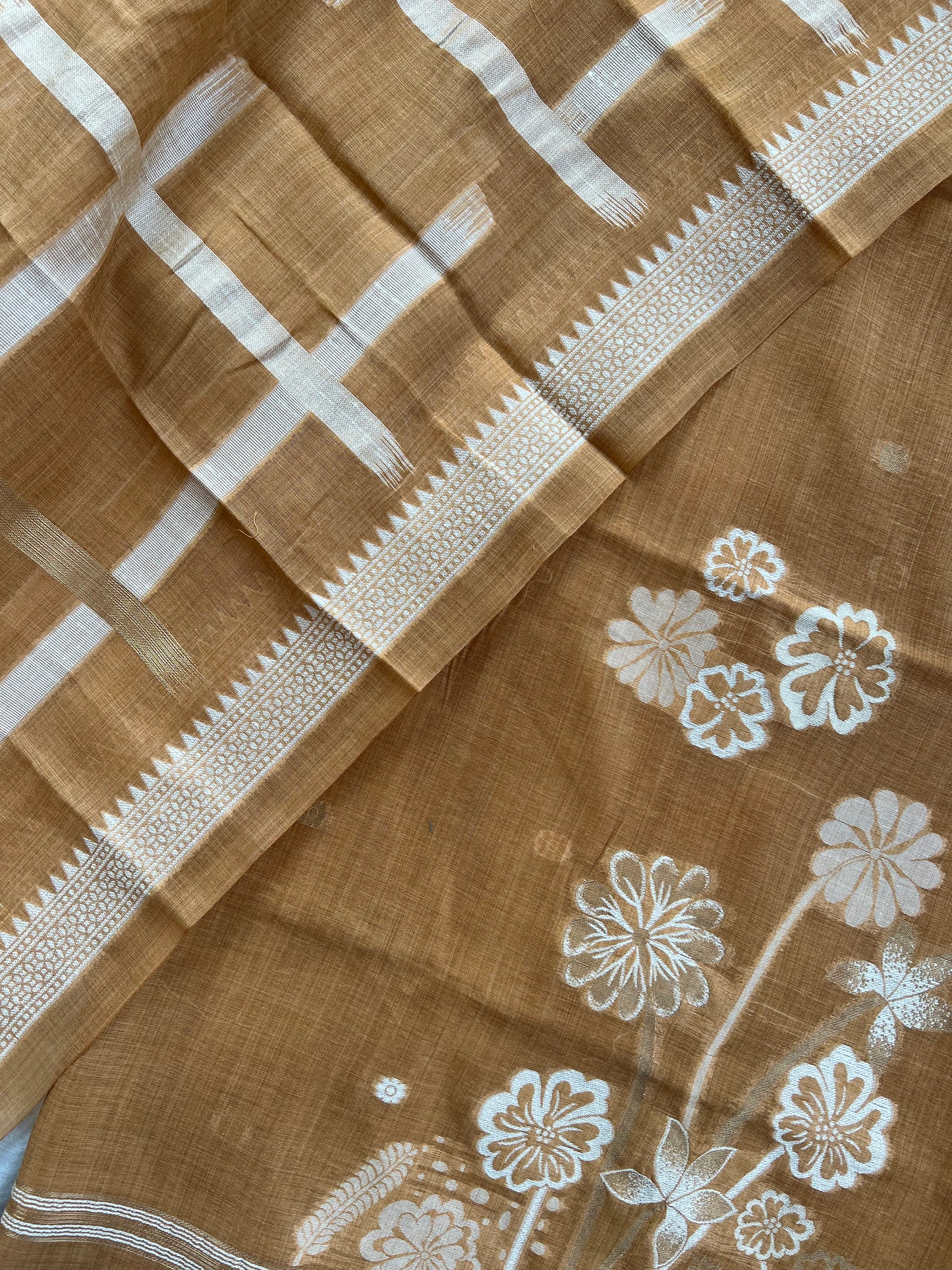 GOLDEN GULDASTA - Pure Chanderi Slub