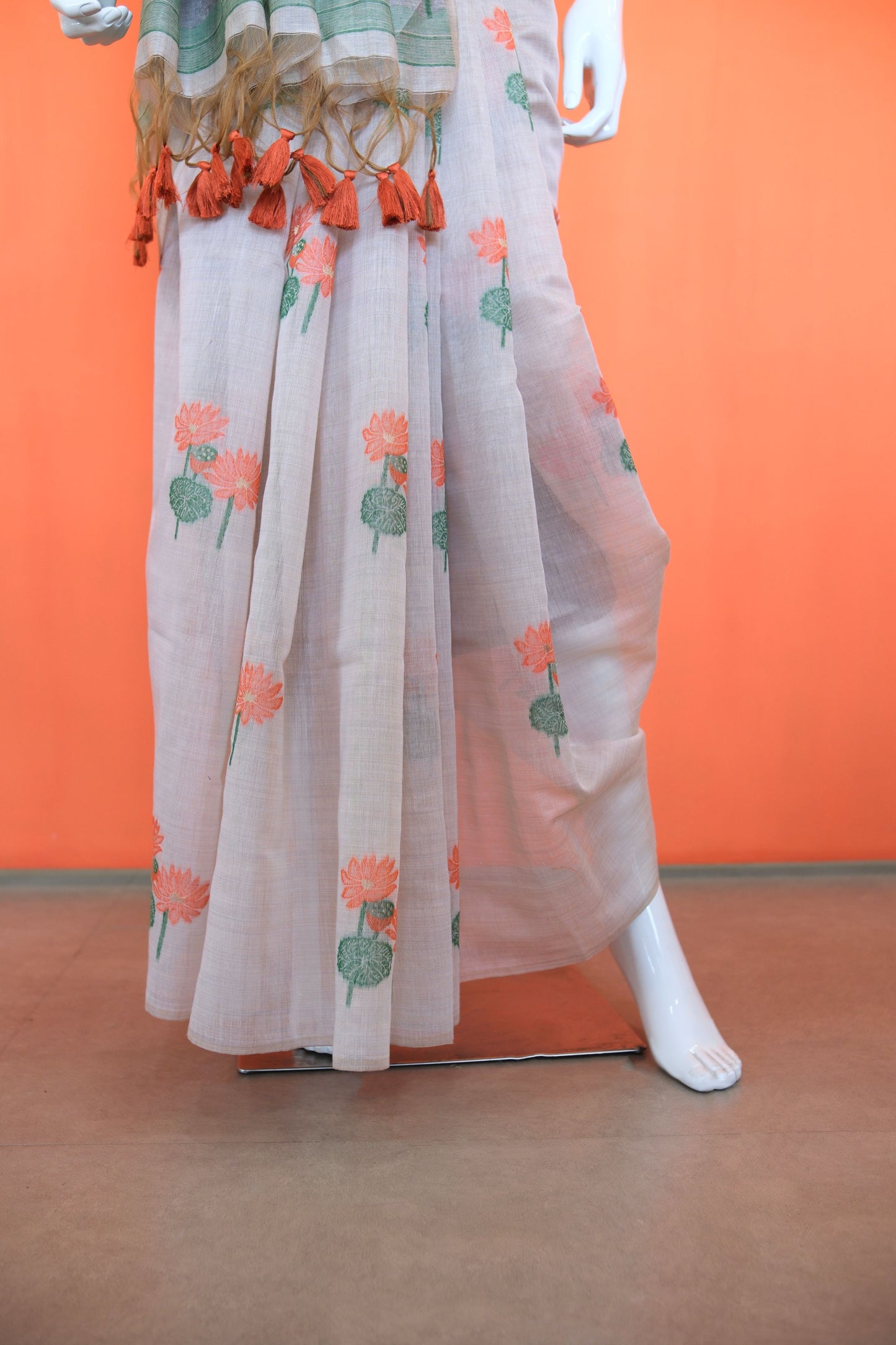 KESARI NOOR