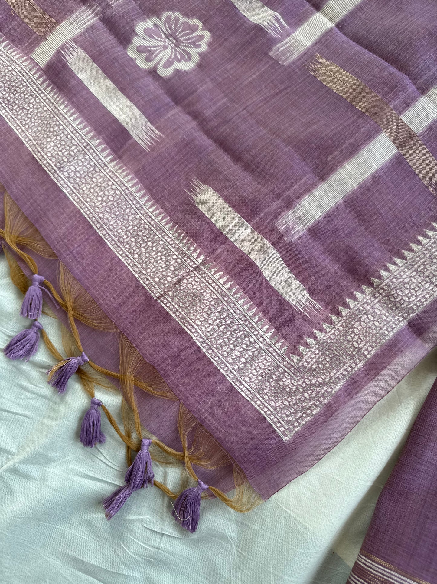 LAVENDER LEHAR
