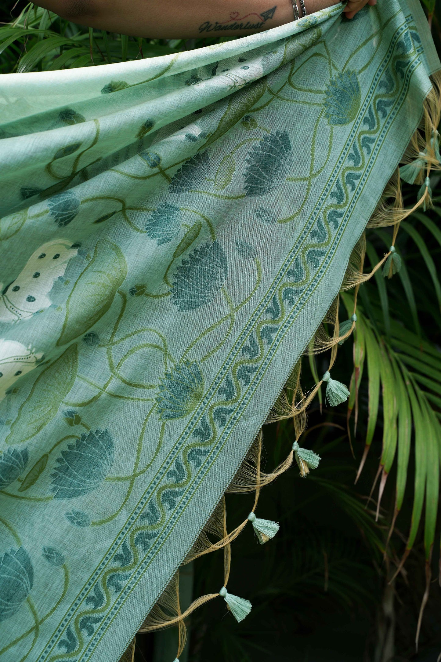 NANDINI- Pure Monga Cotton Handwoven Pichwai Saree