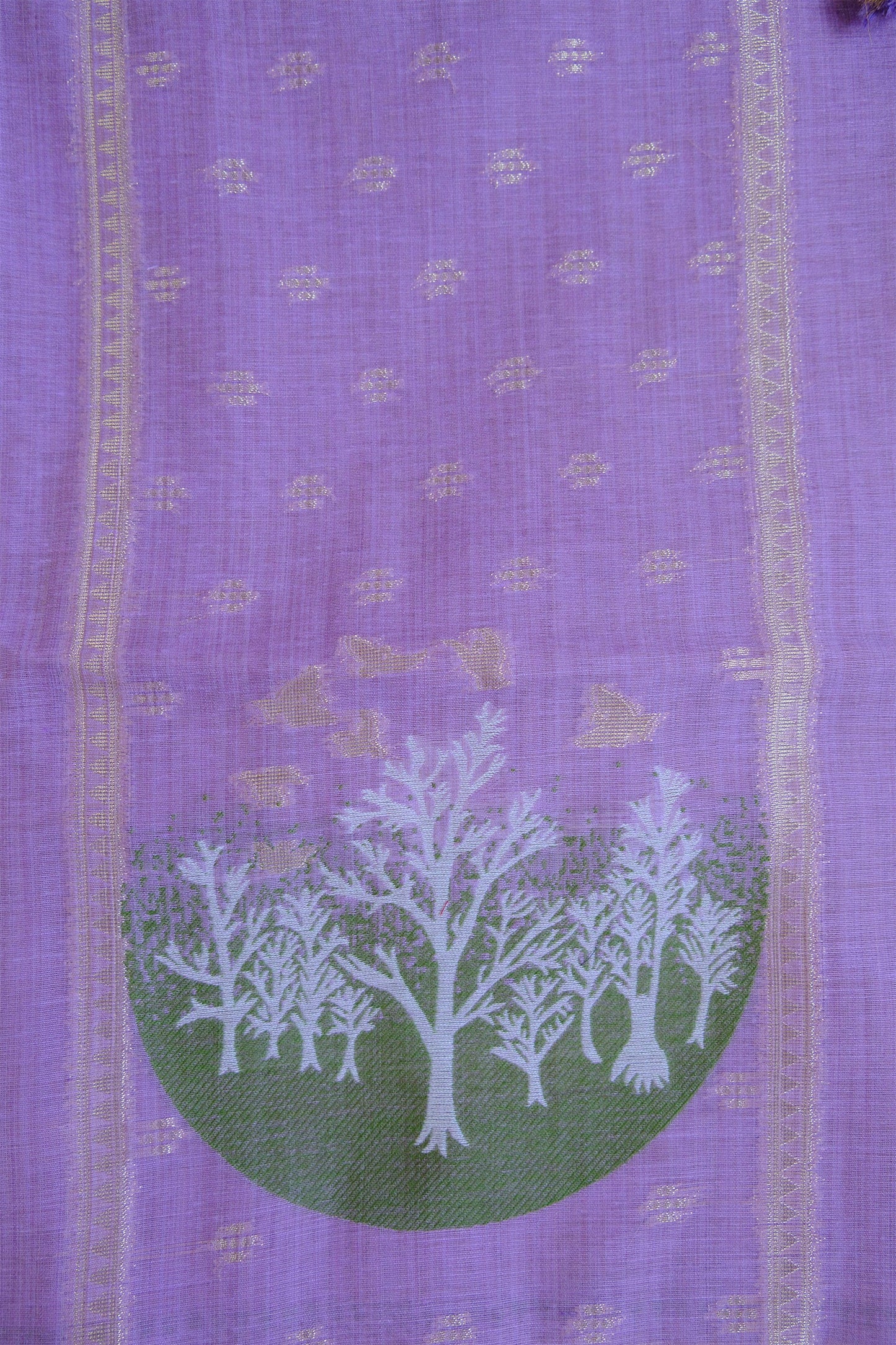 LILAC WOODS