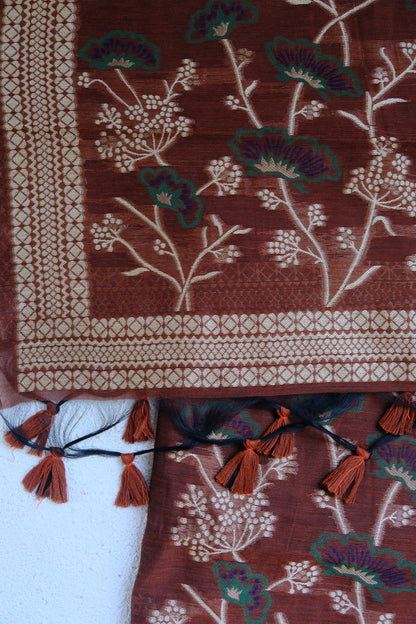 BROWNS AND BLOOMS