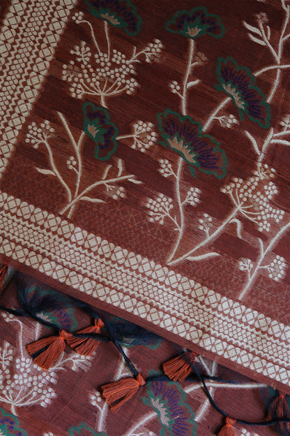 BROWNS AND BLOOMS