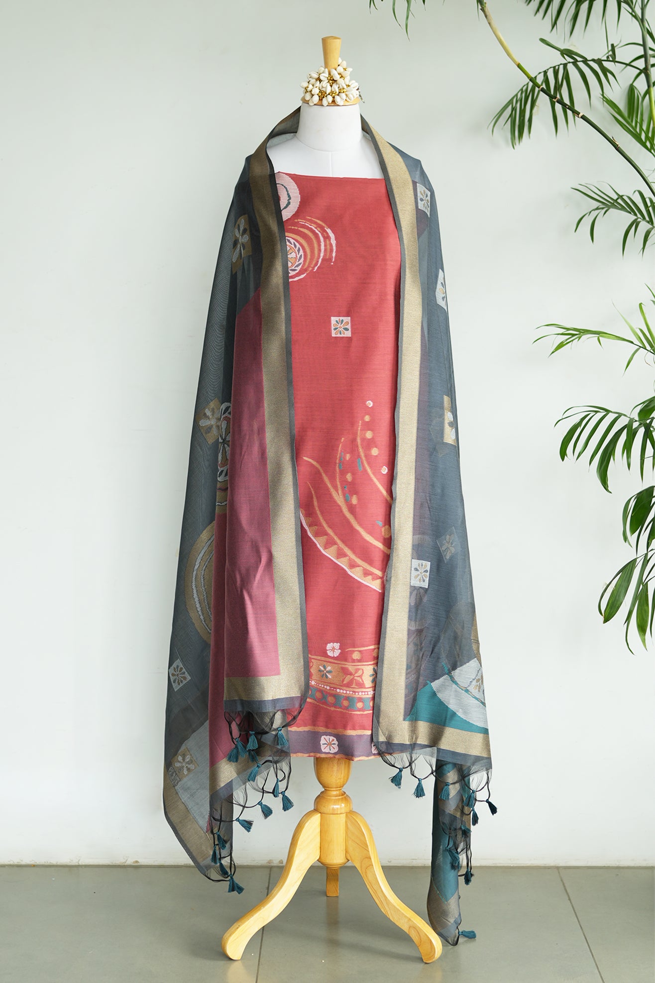 ROOHI– Pure Mul Chanderi Yellow Unstitched Suit Set