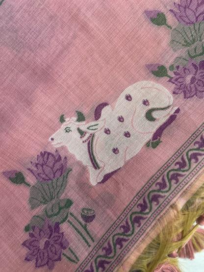 GULABI PICHWAI
