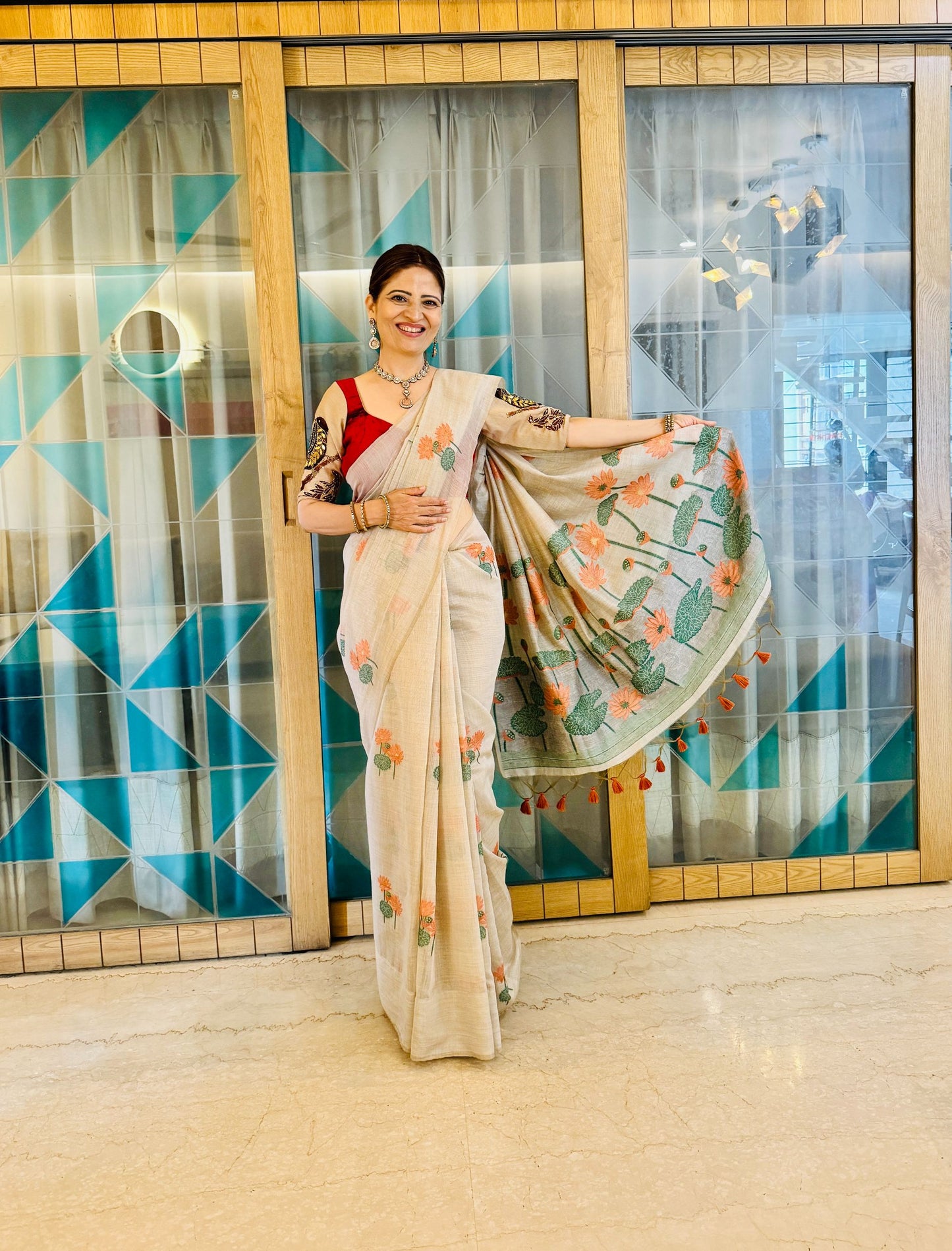 KESARI NOOR