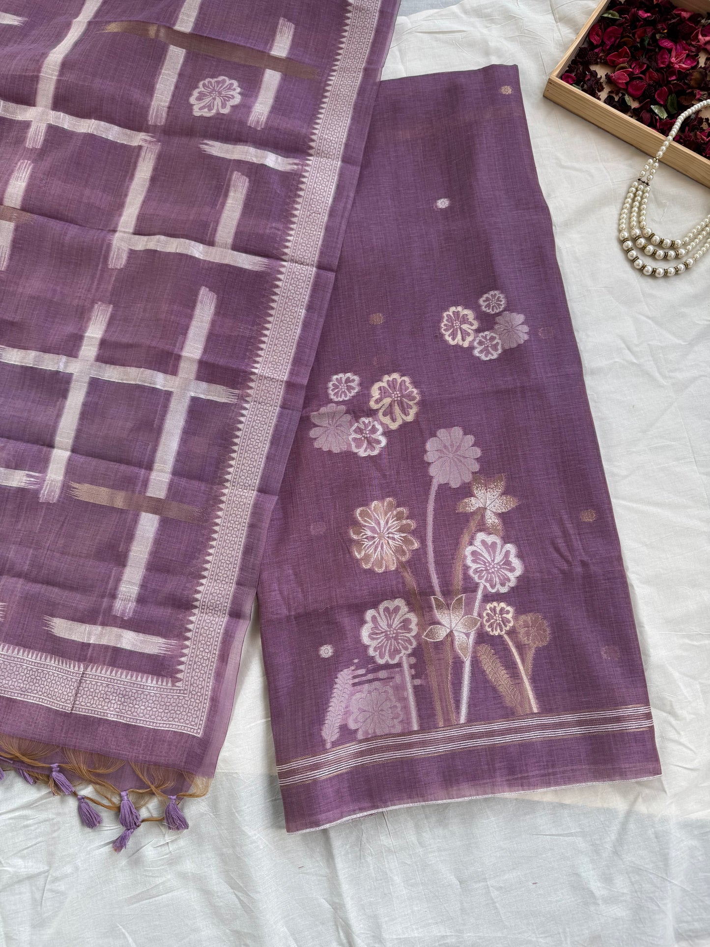LAVENDER LEHAR