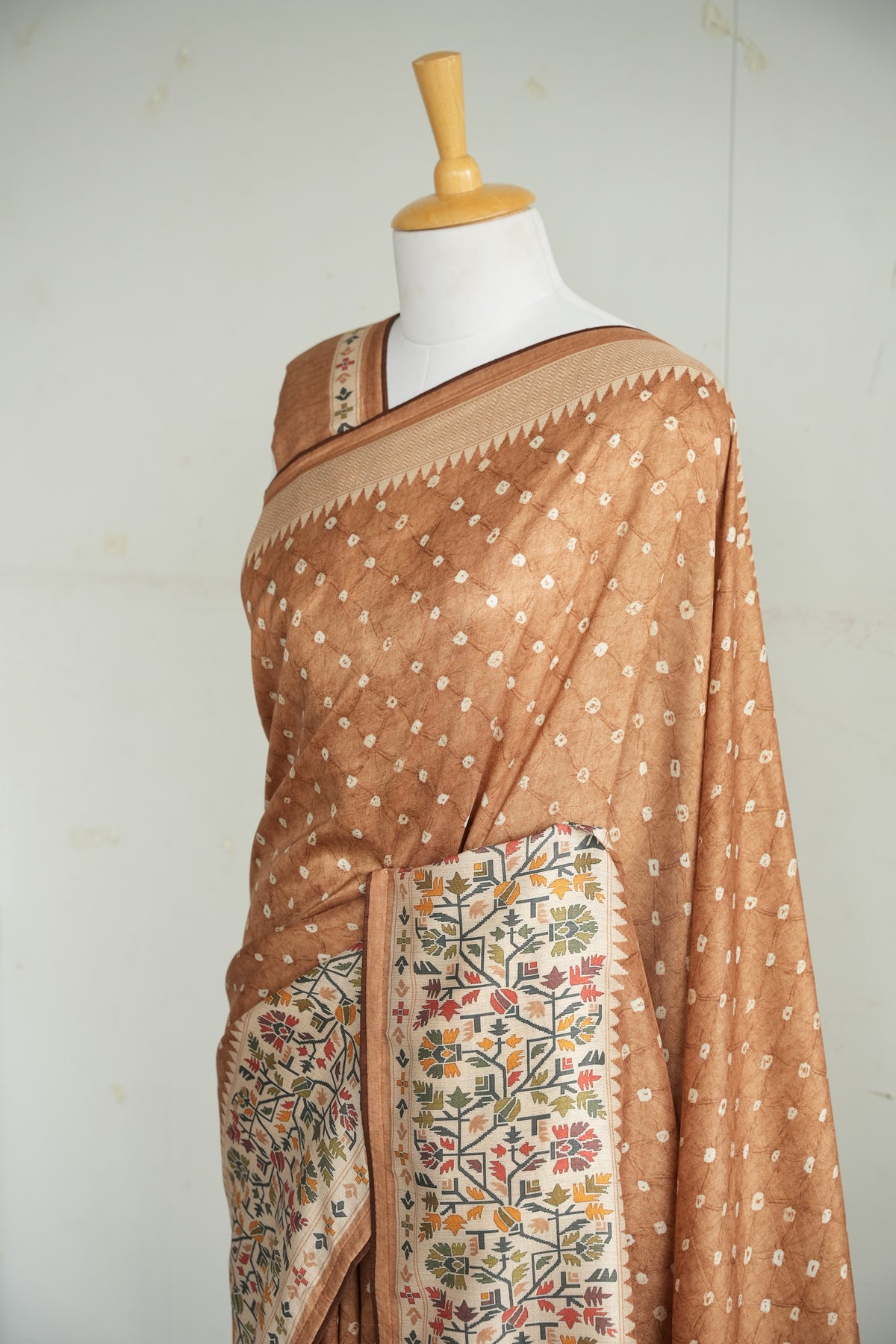 BHOOMI – Caramel Buti & Kalamkari Tussar Silk Saree
