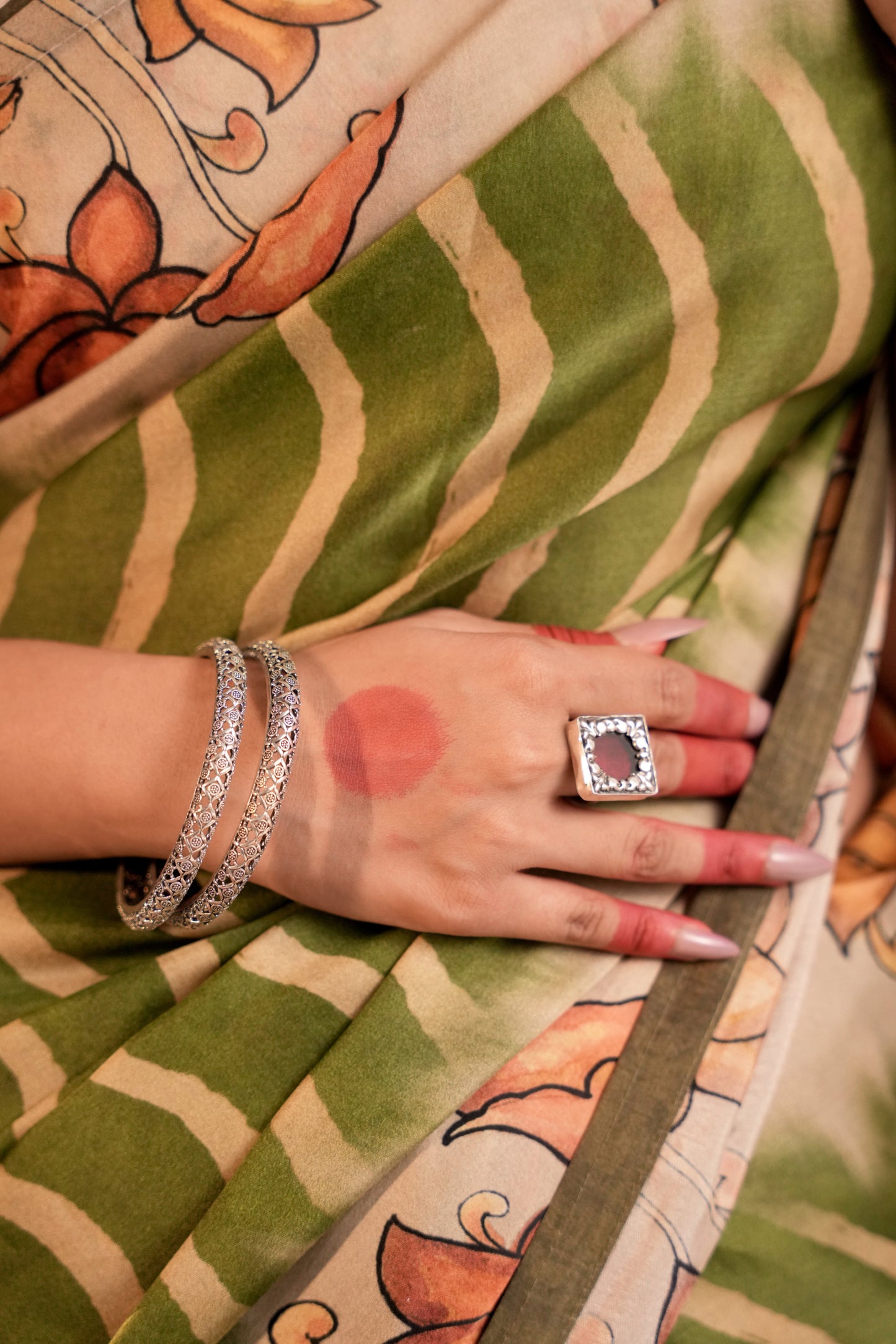 SUNDARBAGH- Green Fusion Print Tussar Silk Saree