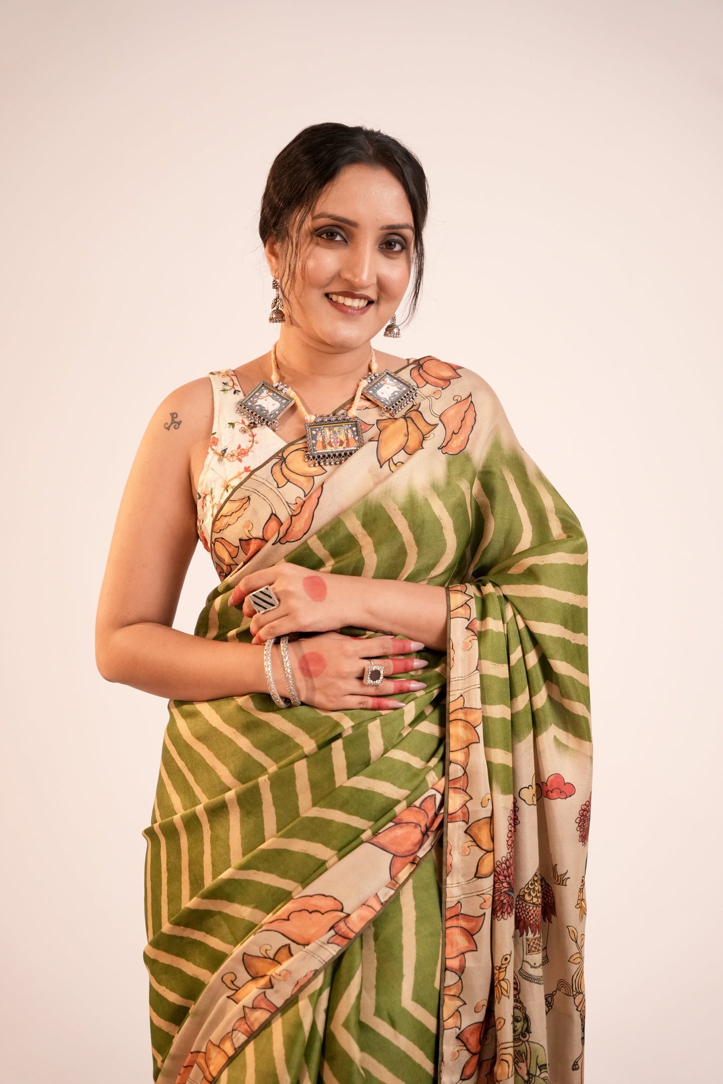 SUNDARBAGH- Green Fusion Print Tussar Silk Saree